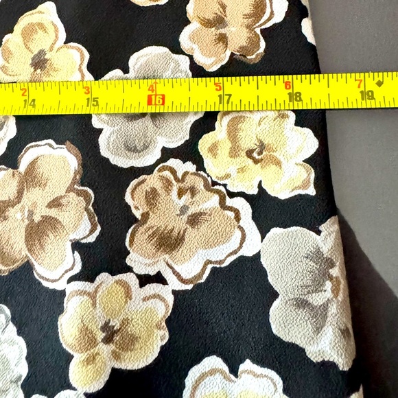 Floral midi semi sheer dress - Picture 7 of 7